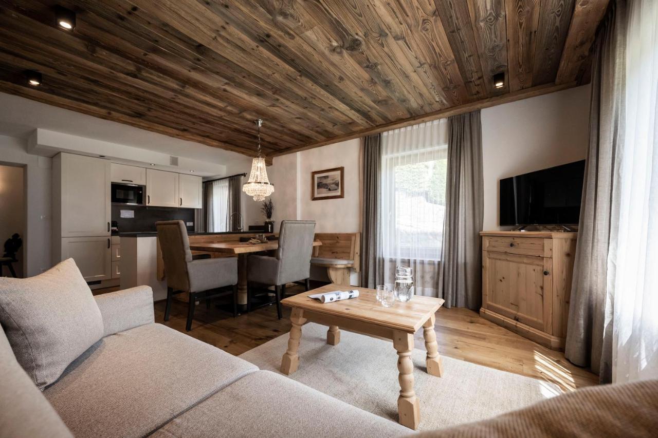 Residence Cesa Sassela Urtijëi Buitenkant foto