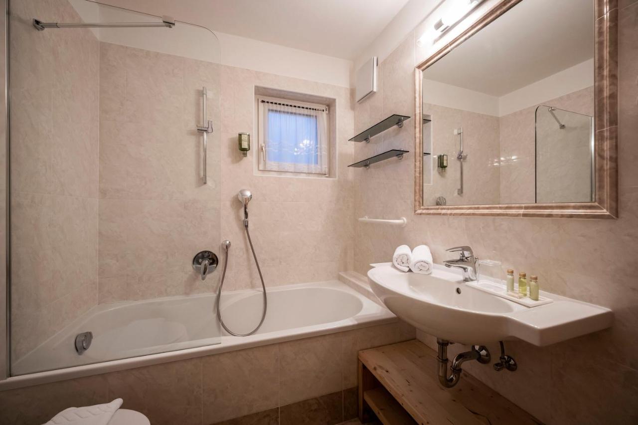 Residence Cesa Sassela Urtijëi Kamer foto